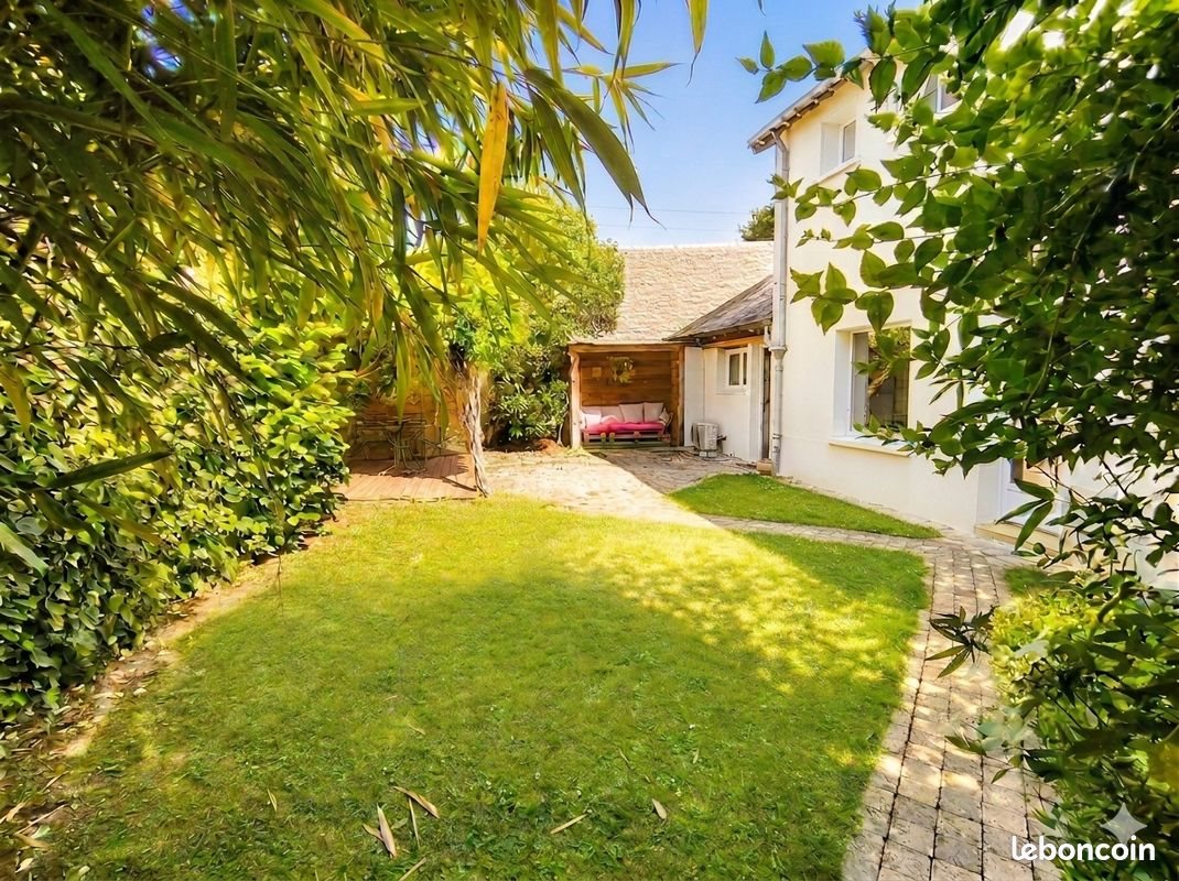 Maison à vendre, 130m², Laval