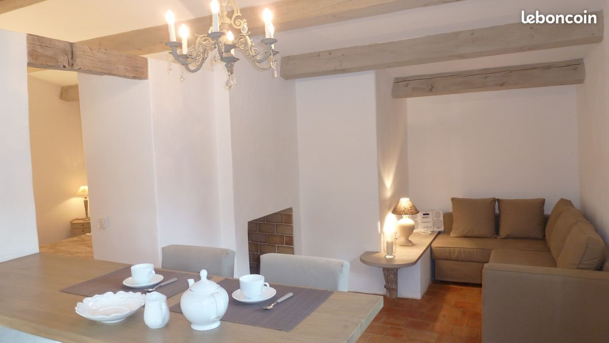 Appartement à louer, 30m², Le Tholonet