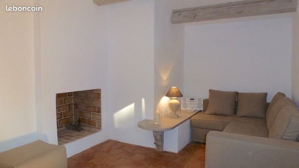 Appartement à louer, 30m², Le Tholonet