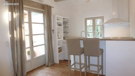 Appartement à louer, 30m², Le Tholonet