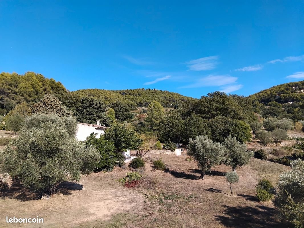 Maison à louer, 90m², Le Beausset