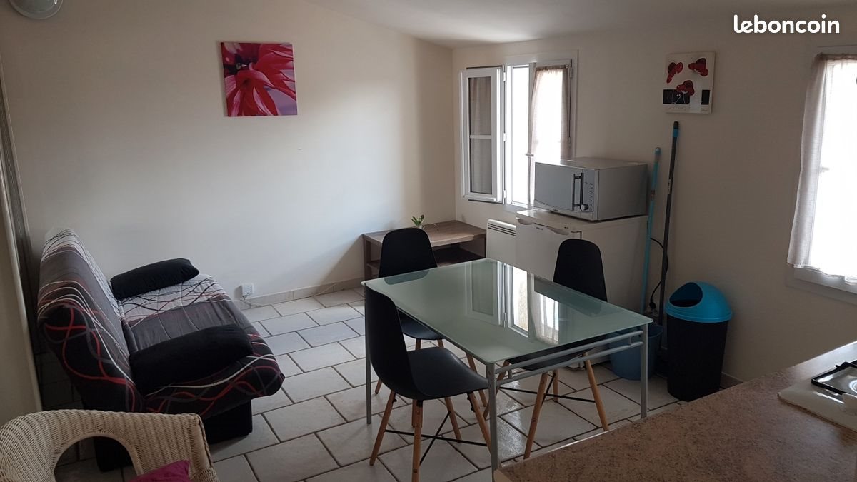 Appartement à louer, 25m², Rochefort