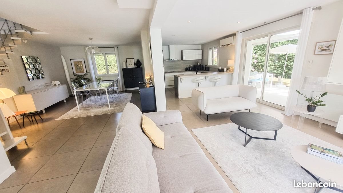 Maison à vendre, 163m², Bruguières
