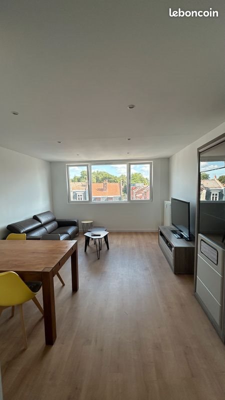 Appartement à louer, 82m², Lille