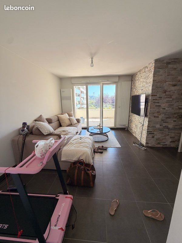 Appartement à louer, 60m², Marseille 12ème