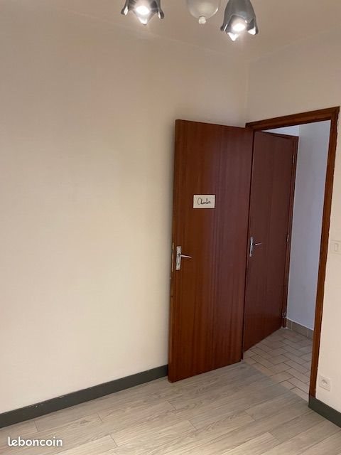 Appartement à louer, 40m², Dunières