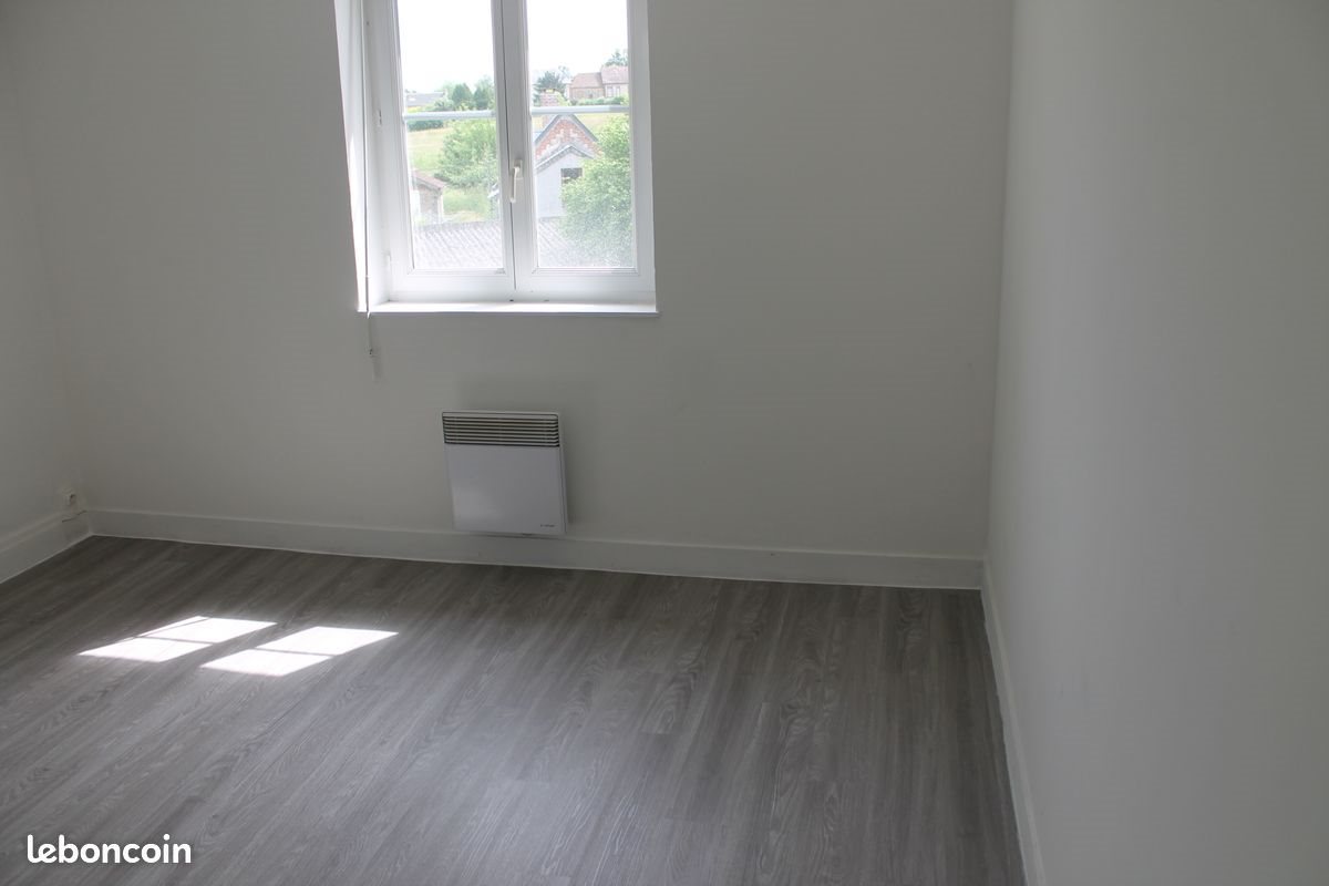 Appartement à louer, 65m², Sainte-Gauburge-Sainte-Colombe