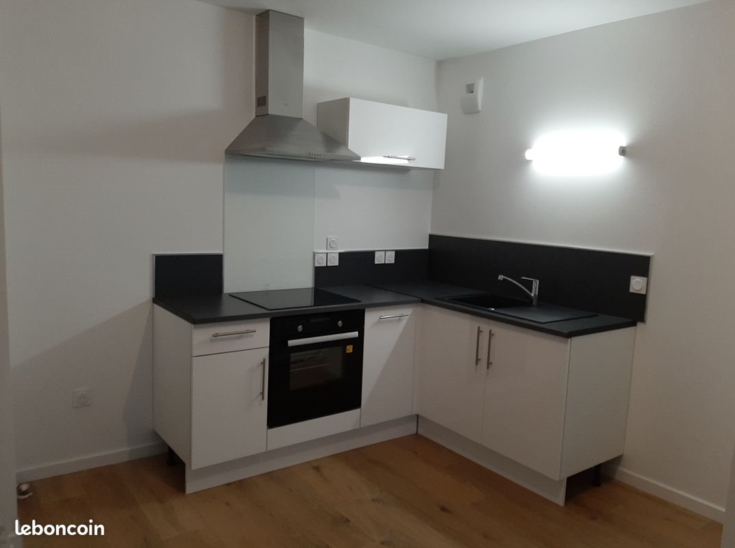 Appartement à louer, 49m², Reims