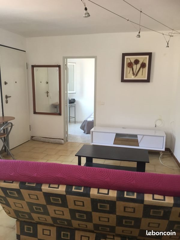 Appartement à louer, 35m², Marseille 10ème