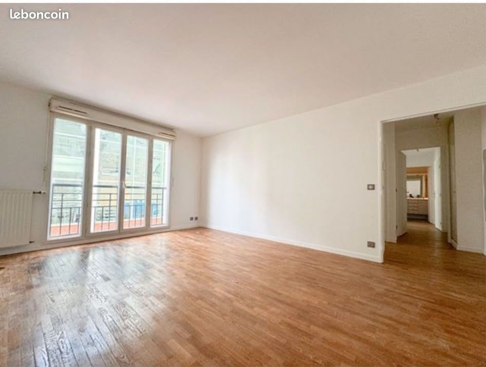 Appartement à louer, 67m², Châtillon