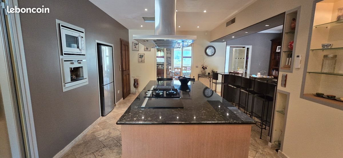 Appartement à louer, 75m², Corte
