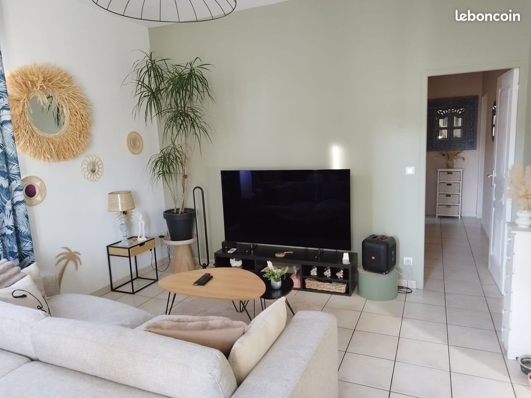 Maison à louer, 69m², Mussidan
