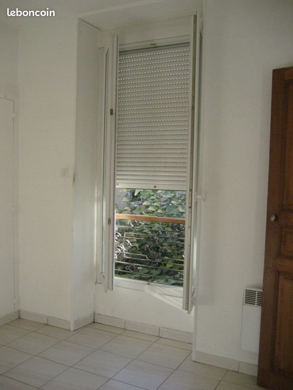 Appartement à louer, 20m², Nîmes