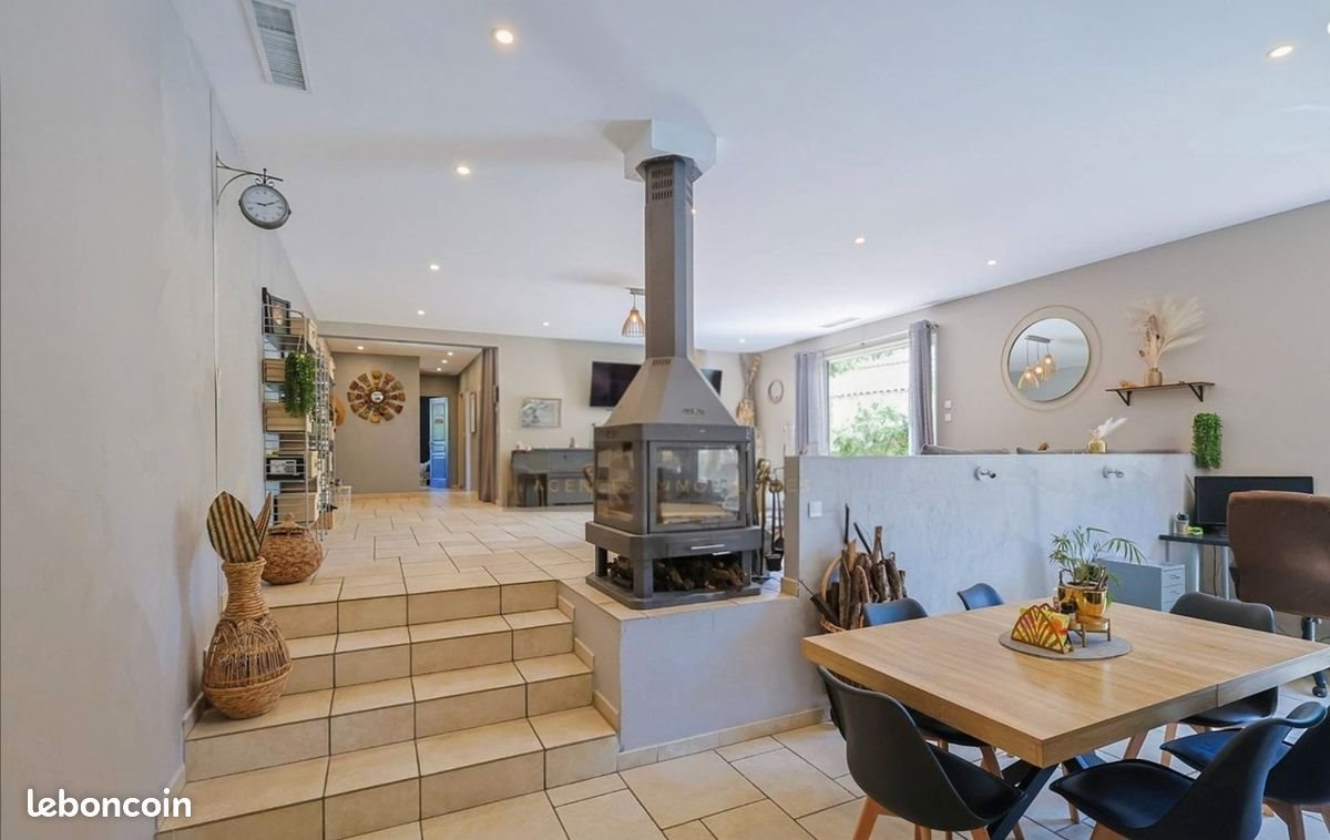 Maison à vendre, 159m², Solliès-Toucas
