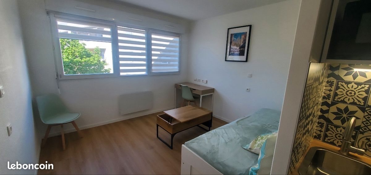 Appartement à louer, 18m², Bron