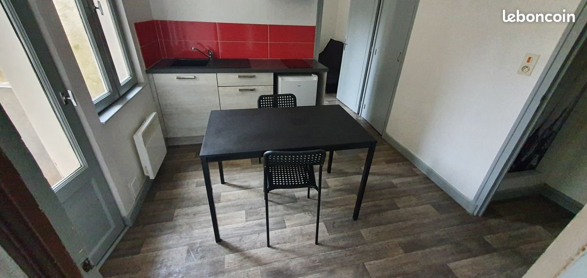 Appartement à louer, 20m², Aurillac