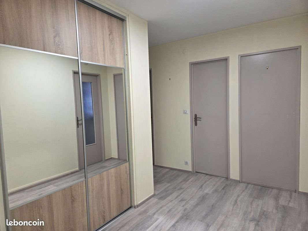 Appartement à louer, 84m², Aurillac