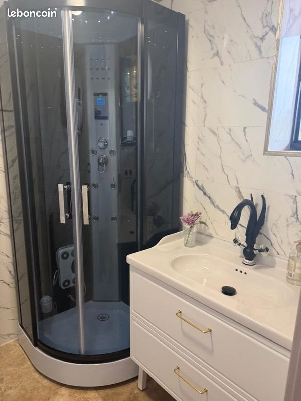 Appartement à louer, 25m², Saint-Raphaël