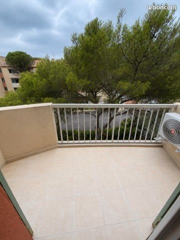 Appartement à louer, 25m², Saint-Raphaël