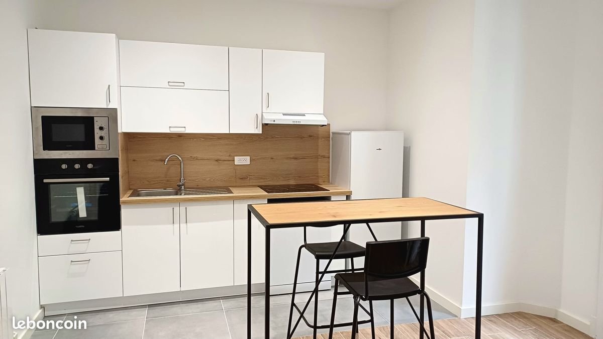 Appartement à louer, 36m², Antibes