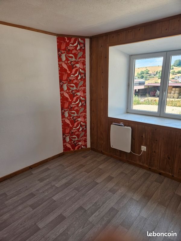 Appartement à louer, 65m², Fuans