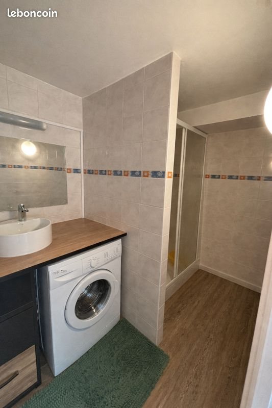 Appartement à louer, 46m², Aurillac