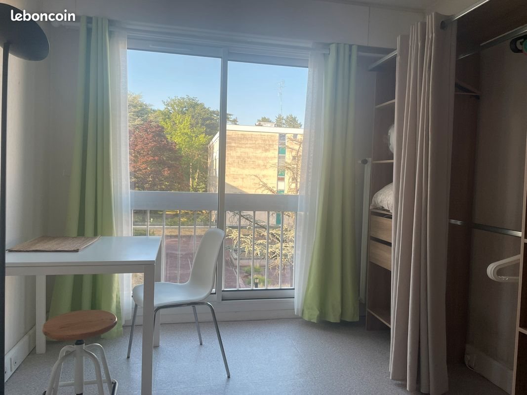 Appartement à louer, 16m², Châtenay-Malabry