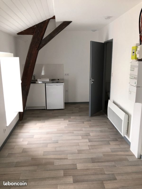Appartement à louer, 25m², Fontenay-le-Comte