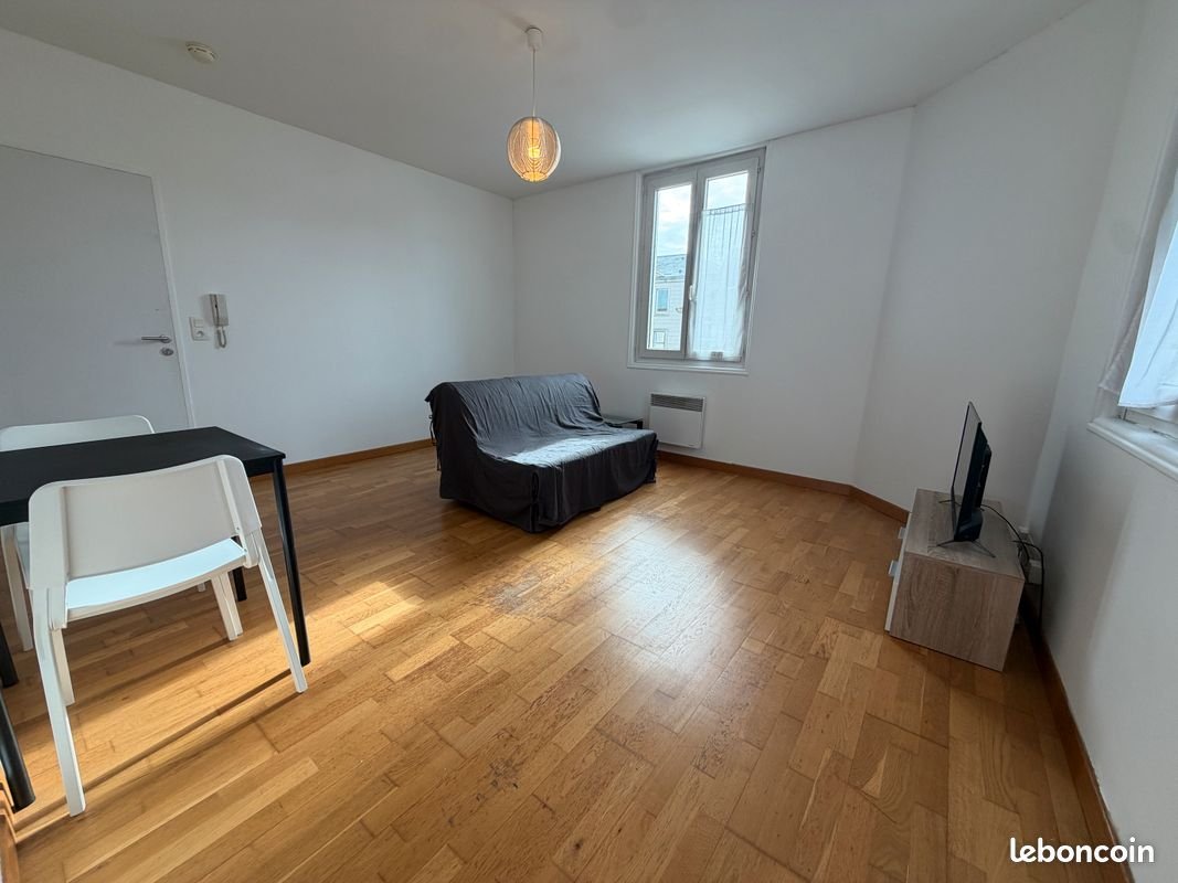 Appartement à louer, 33m², Niort