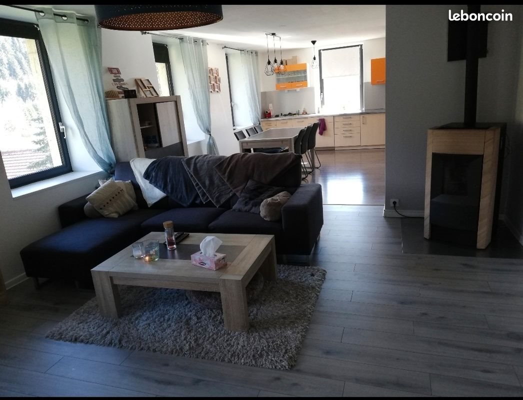 Appartement à louer, 90m², Fournets-Luisans