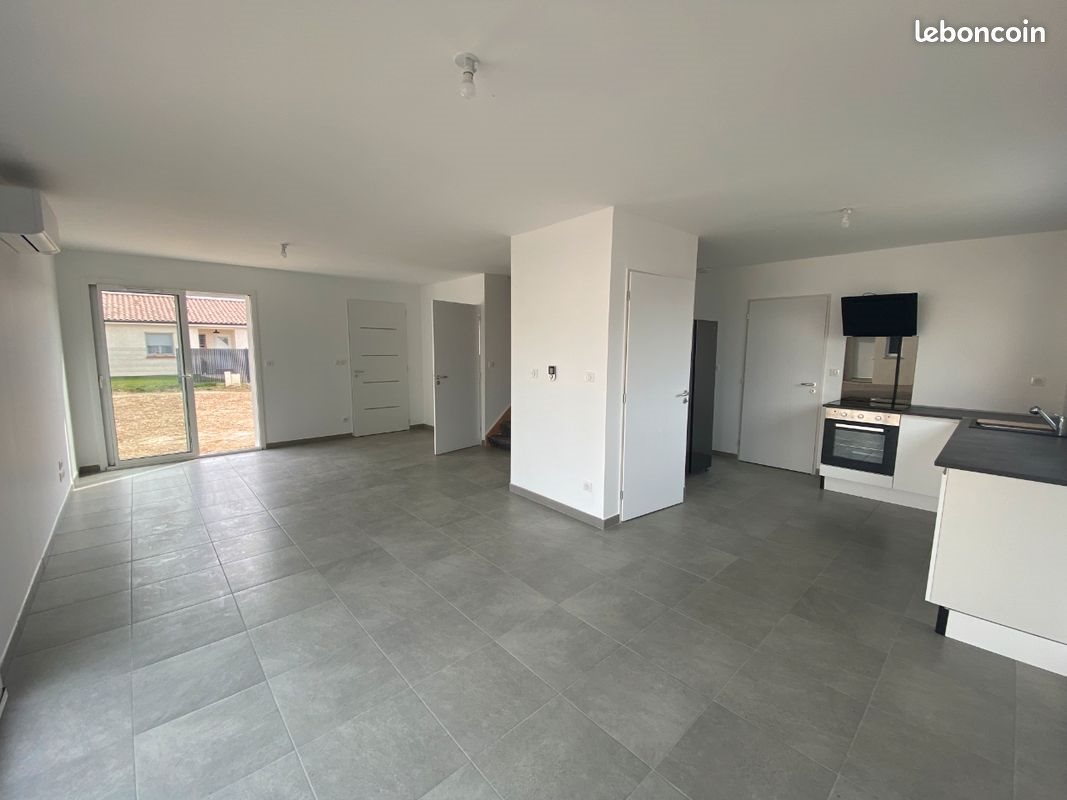 Maison à louer, 90m², Saint-Sulpice-la-Pointe