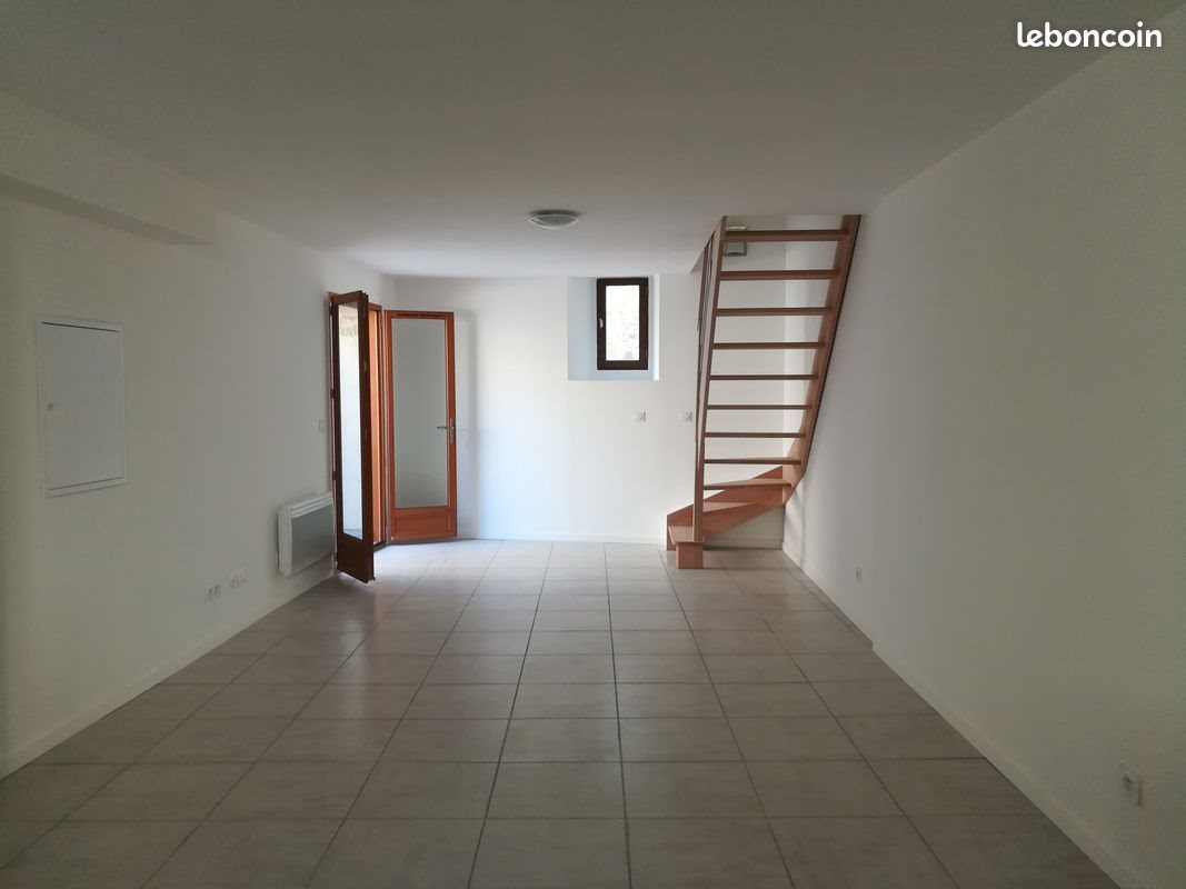 Appartement à louer, 62m², Notre-Dame-de-Londres