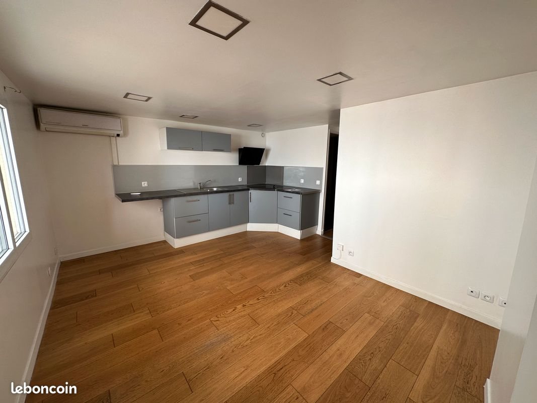 Appartement à louer, 31m², Aubagne