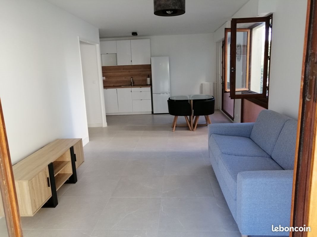 Appartement à louer, 51m², Marseille 8ème