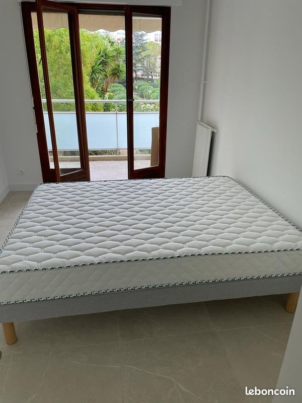 Appartement à louer, 51m², Marseille 8ème