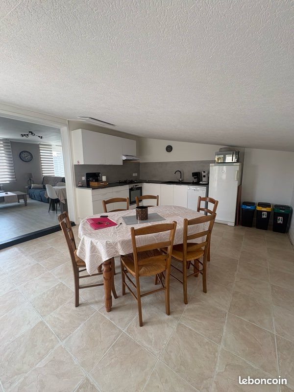 Appartement à louer, 100m², Ploumagoar