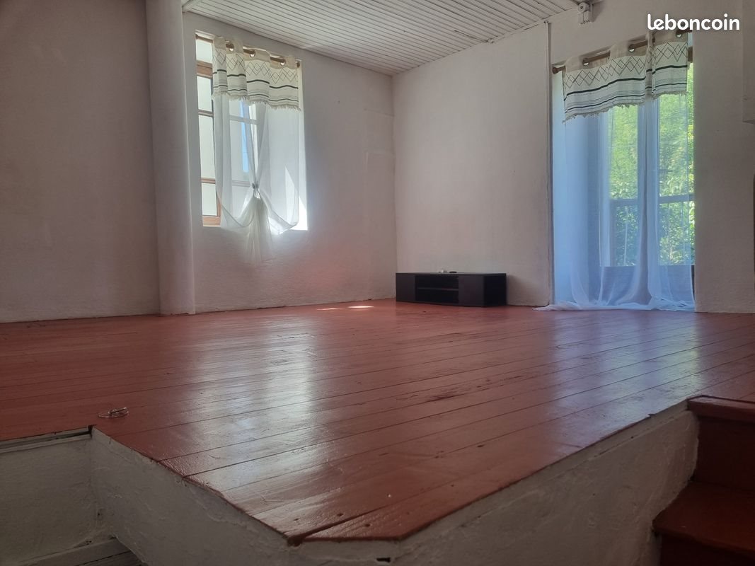 Appartement à louer, 34m², Saint-Pierre-d'Allevard