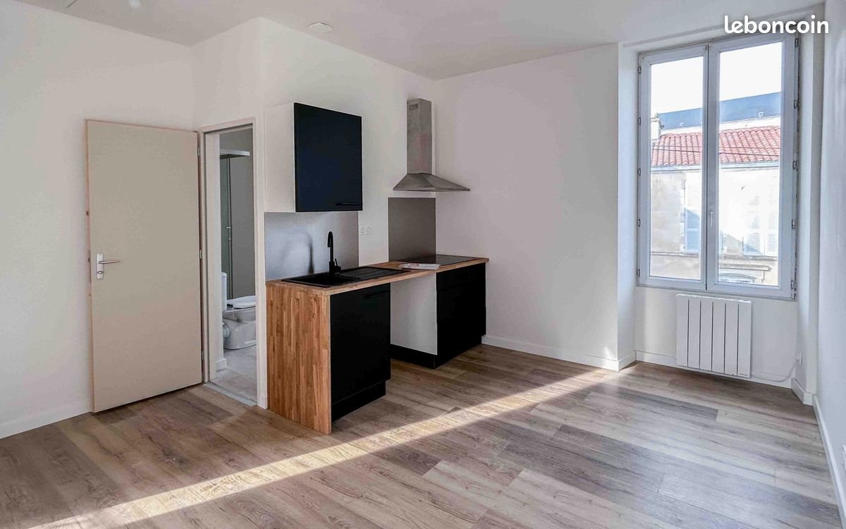 Appartement à louer, 25m², Fontenay-le-Comte