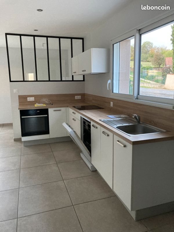 Maison à louer, 110m², Ecotay-l'Olme
