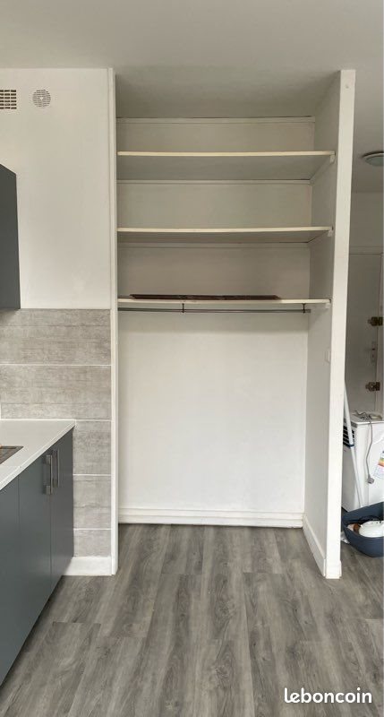 Appartement à louer, 27m², Saint-Étienne
