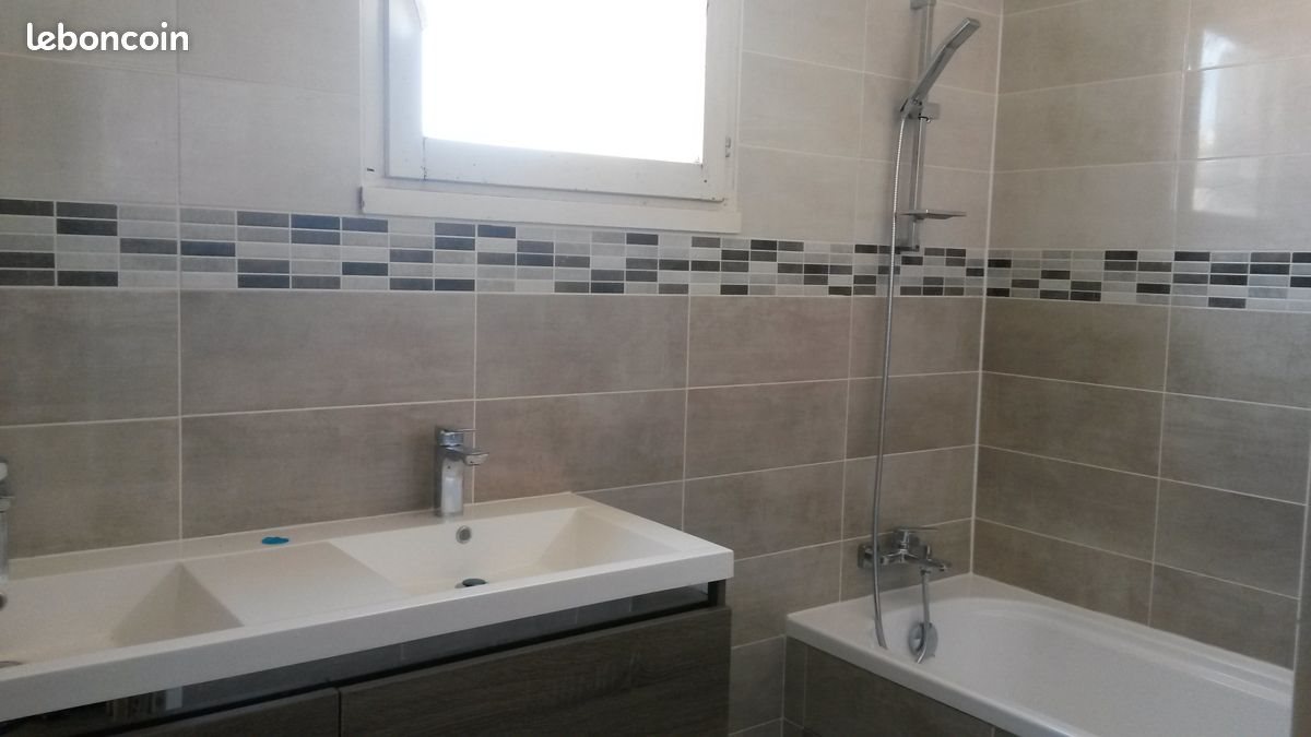 Maison à louer, 110m², Evry