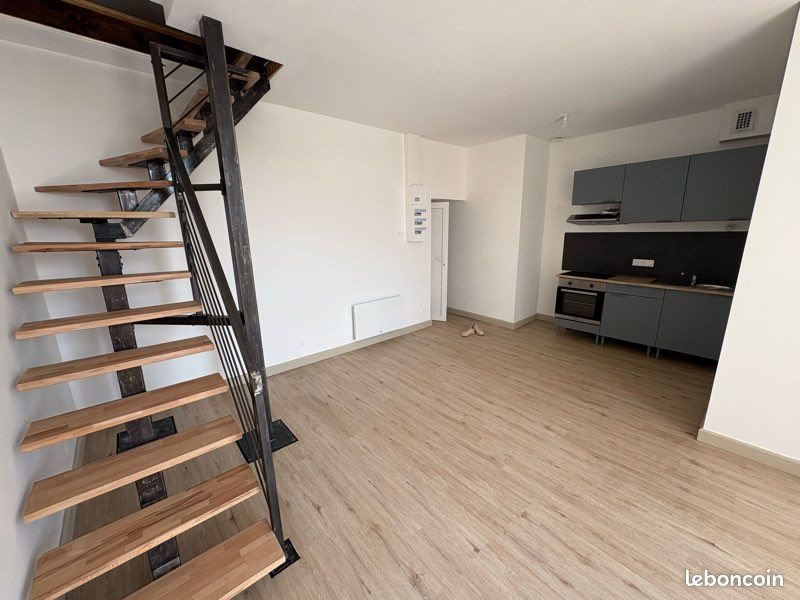 Appartement à louer, 65m², Lusignan