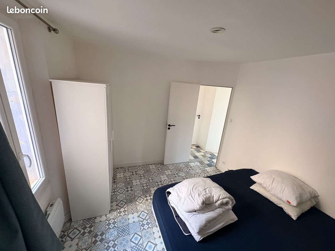 Appartement à louer, 381m², Gémenos