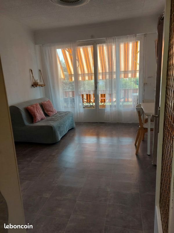 Appartement à louer, 25m², Villeneuve-Loubet