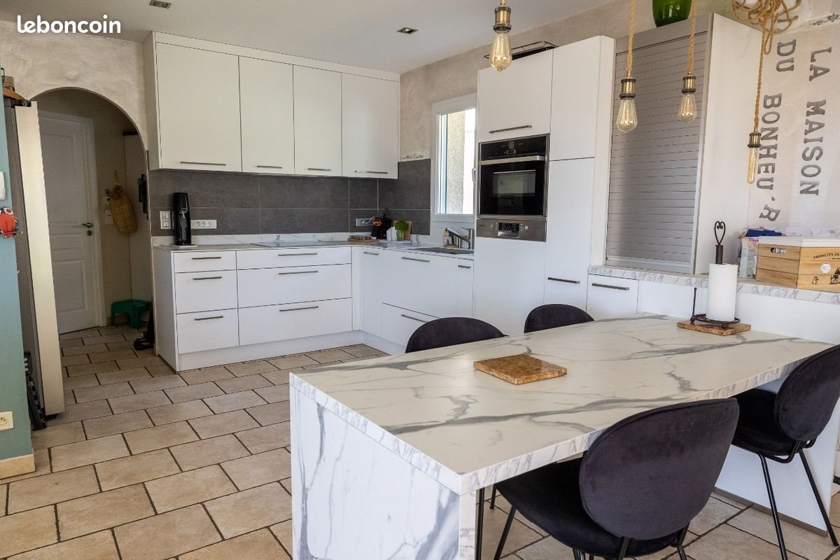 Maison à vendre, 120m², Unieux
