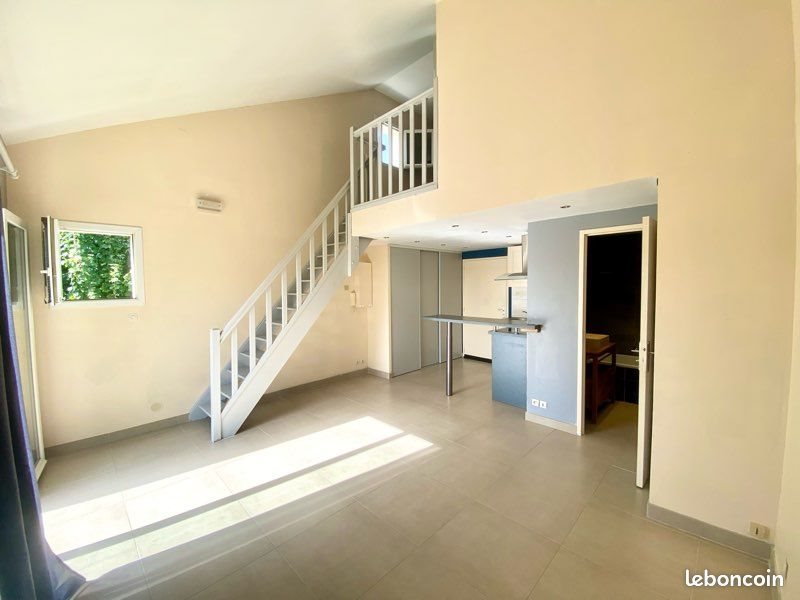 Appartement à louer, 45m², Buxerolles