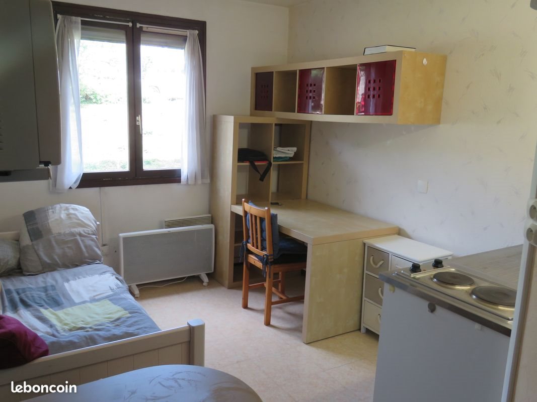 Appartement à louer, 15m², Saint-Genis-Laval