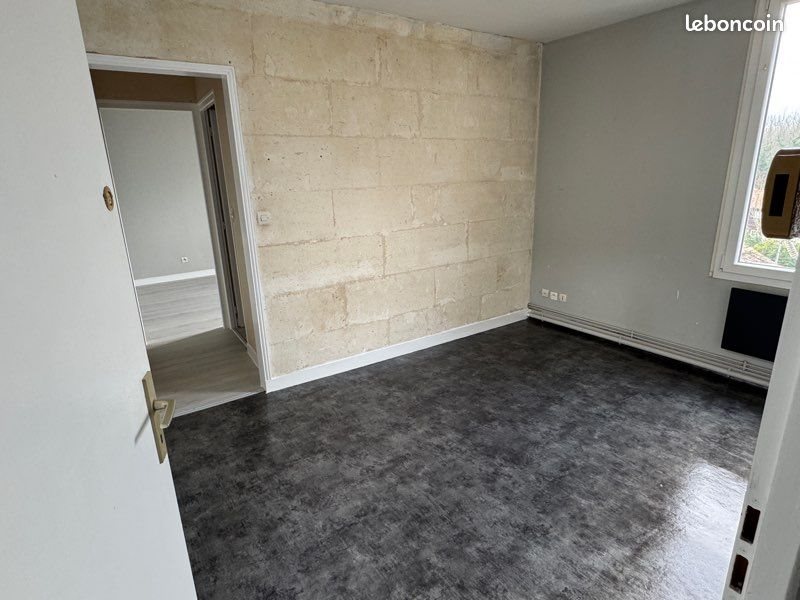 Appartement à louer, 28m², Angoulême