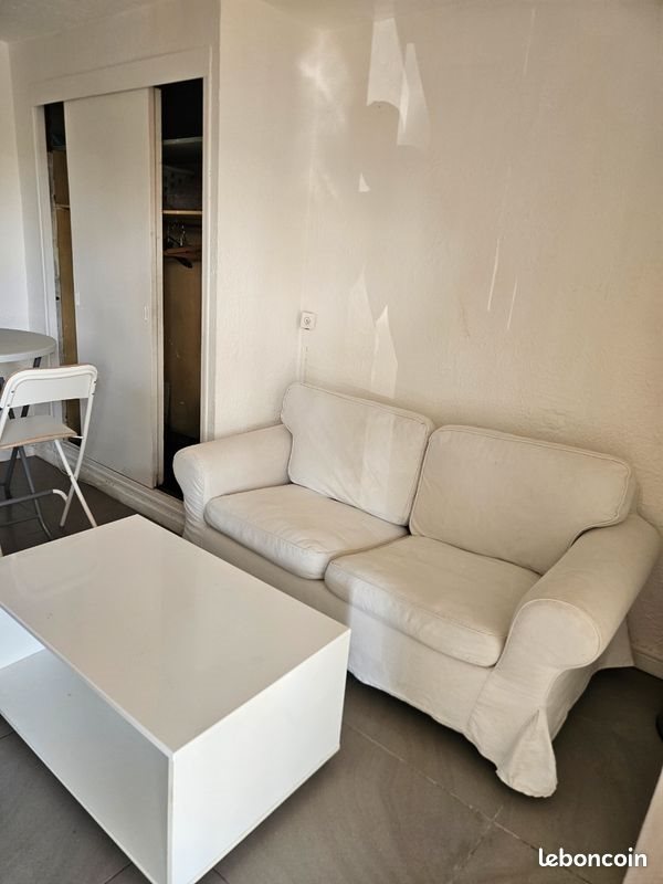 Appartement à louer, 25m², Saint-Mitre-les-Remparts