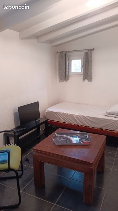 Appartement à louer, NaNm², Simiane-Collongue